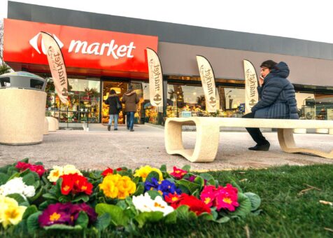 carrefour-latina-aperto.jpg