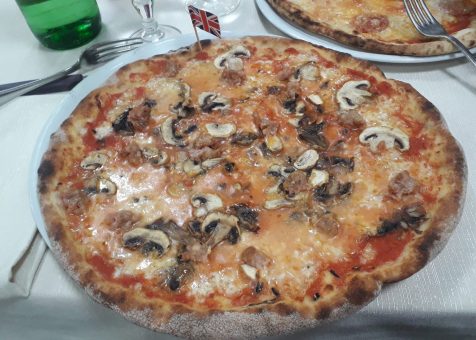 margherita-con-funghi.jpg